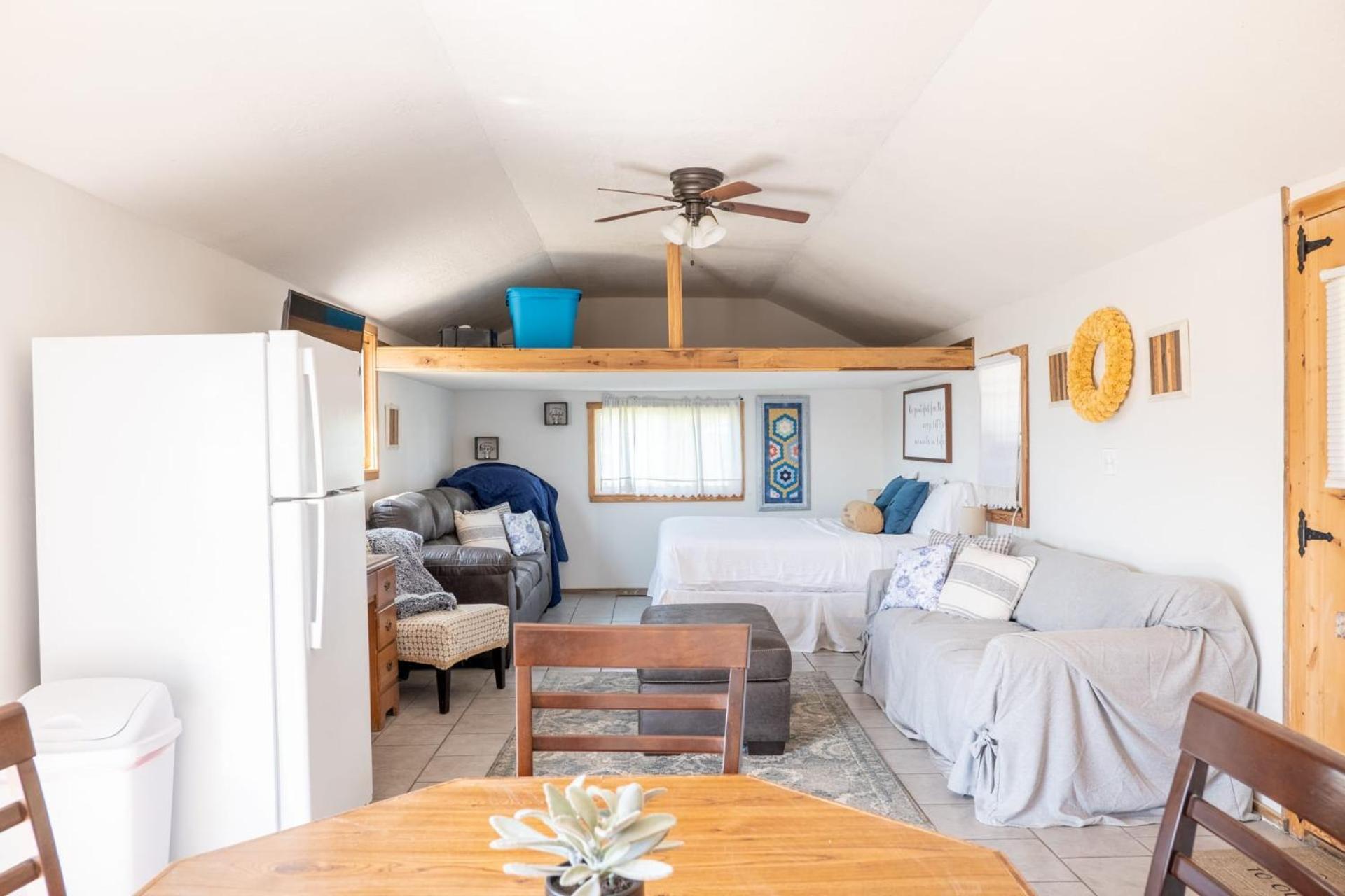 Cozy Cabin Near Ark! Adam And Eve'S Retreat Williamstown Exteriör bild